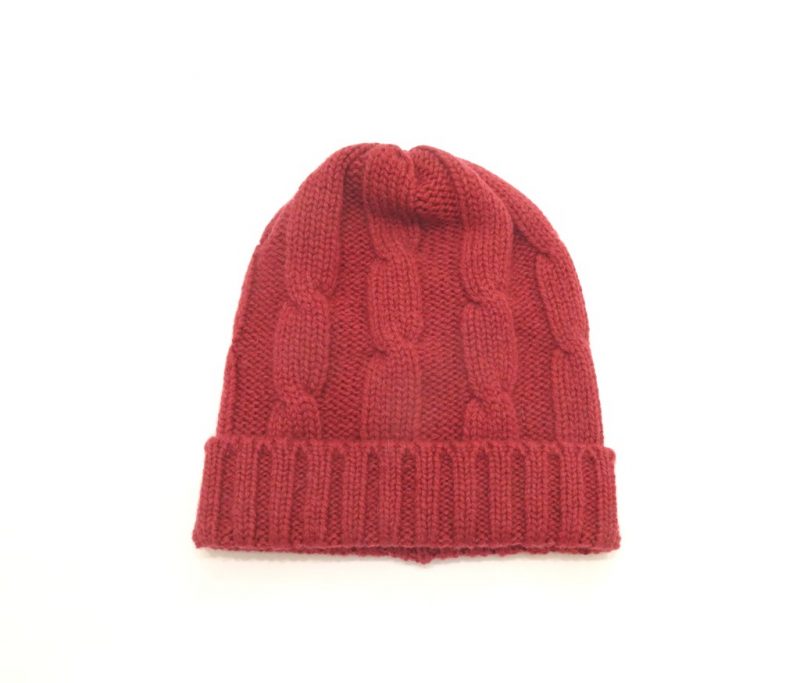 Cappello in lana con disegno a coste rosso bordeaux