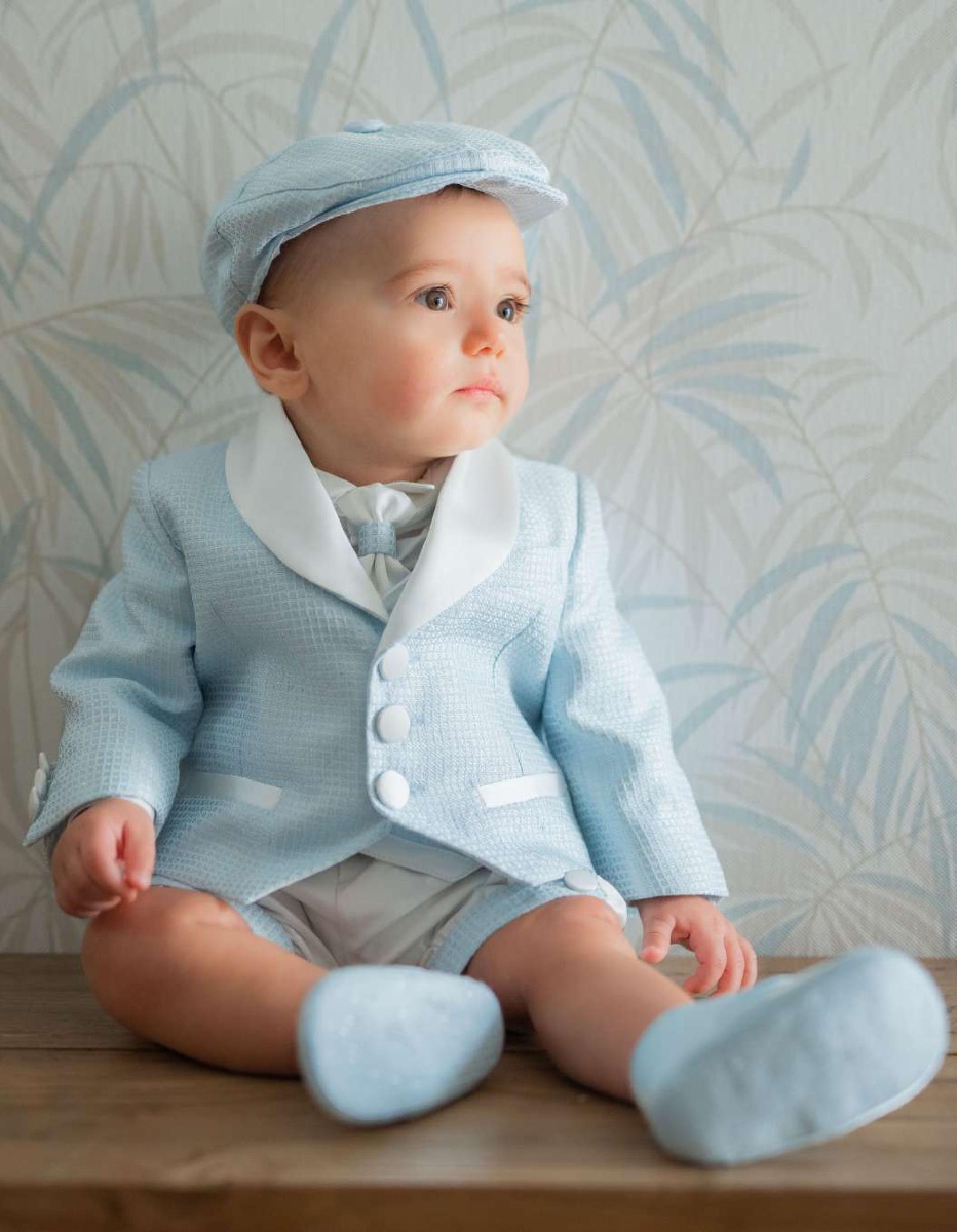 Baby a vestiti best sale battesimo